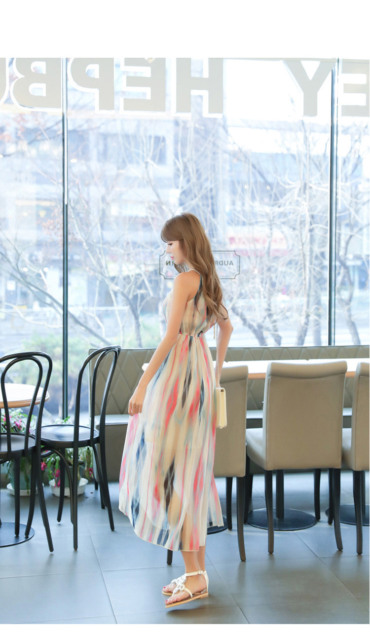 kudapy เดรสยาวไปทะเลพื้นสีครีมพิมพ์ลายทาง มีสายคล้องคอ เอวยางยืด ชุดเดรสผ้าชีผองเนื้อดีใส่สบายมากๆ