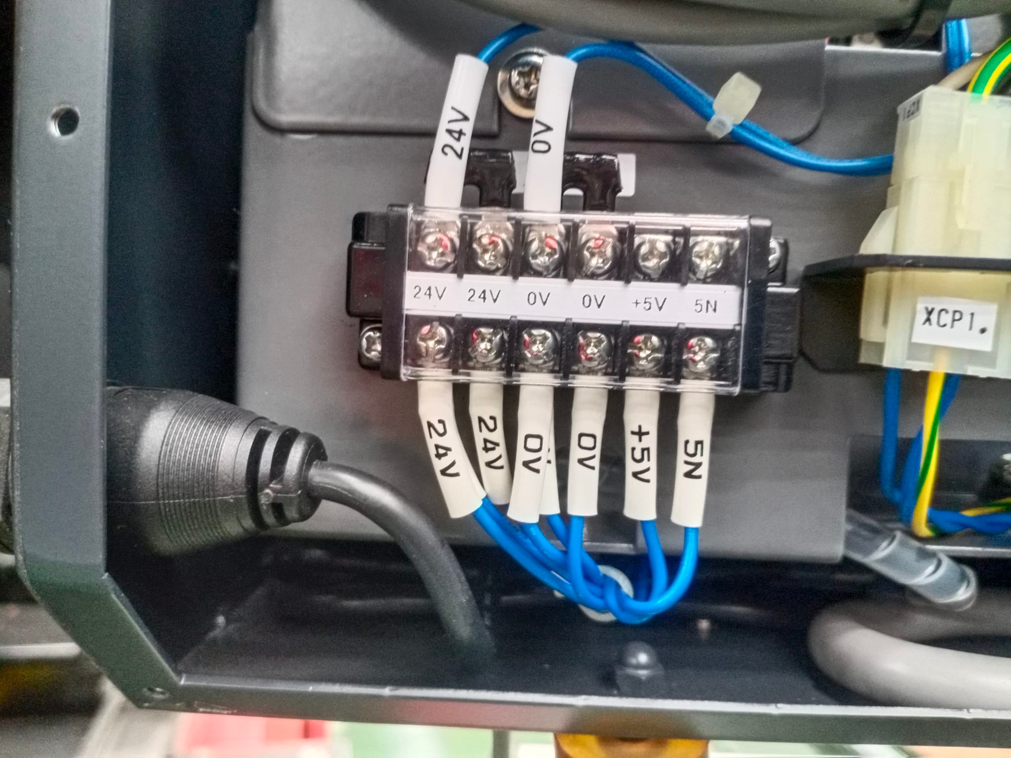 ซ่อมเครื่องพับ AMADA