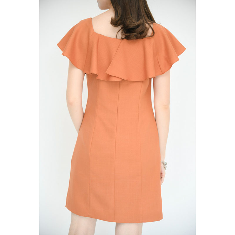 kudapy ชุดเดรสสั้นสีโอรส,สีแดง ระบายไหล่ งานสวยเก๋ ดูแพงมาก คัทติ้งเนี๊ยบตัดต่อ ซับในทั้งตัว เย็บกลับค่า