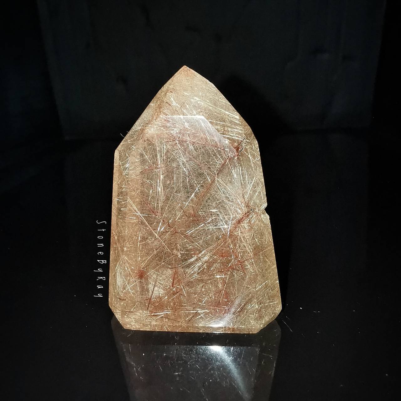 หินไหมเศรษฐีเจียรทรงแท่ง