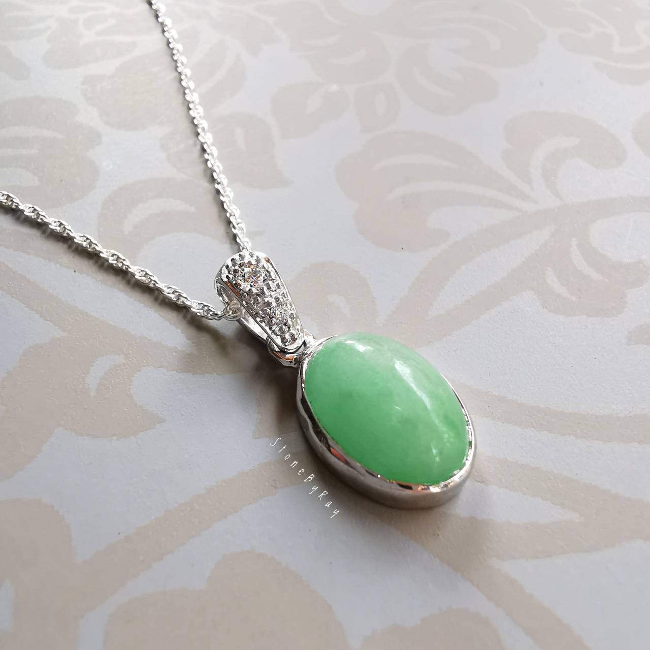 สร้อยคอเงินจี้หินหยกแท้ (Jade)