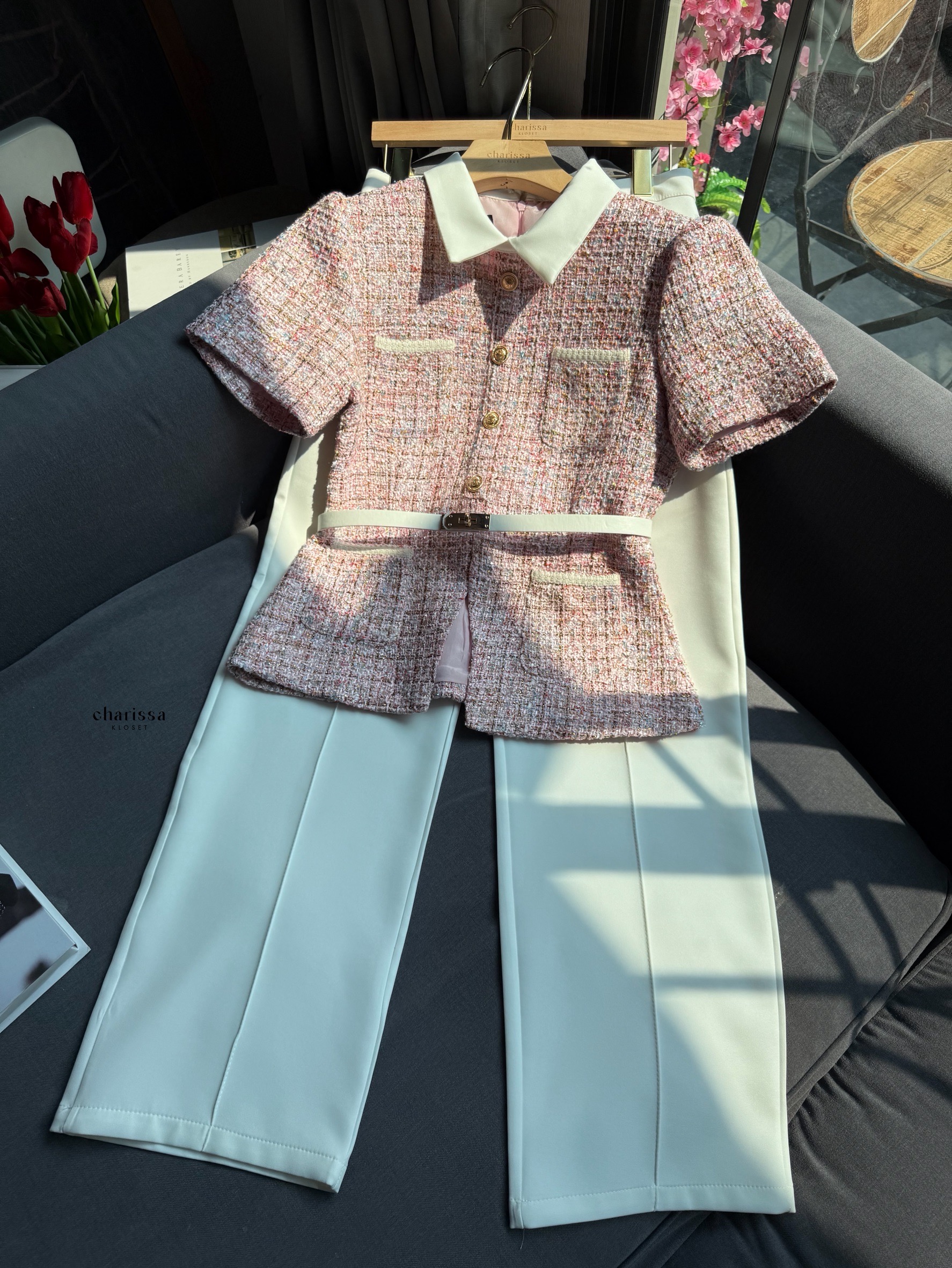 kudapy ชุดเซ็ท 3 ชิ้น เสื้อทวิตแขนสั้น + กางเกง มาพร้อมเข็มขัด เสื้อทวีตแขนสั้น คอปก
