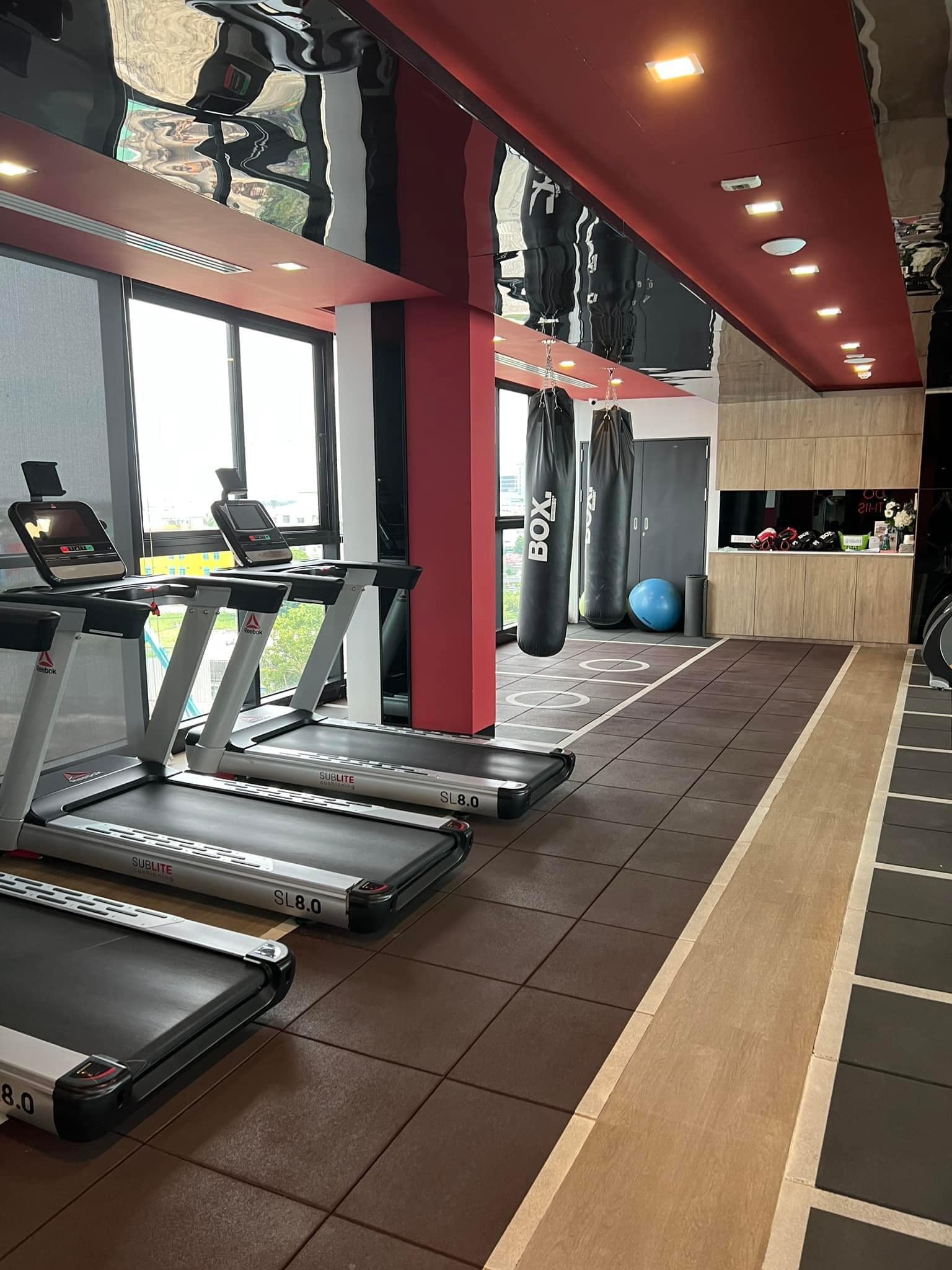 ให้เช่าคอนโด The Origin Ramintra 83 Station (ดิ ออริจิ้น รามอินทรา 83 สเตชั่น) - ห้องสวยน่าอยู่ห้องครัวปิด ใกล้ Fashion Island รพ.สินแพทย์ รามอินทรา - การเดินทาง: ใกล้รถไฟฟ้าสายสีชมพู สถานีรามอินทรา กม.9 เพียง 70 เมตร