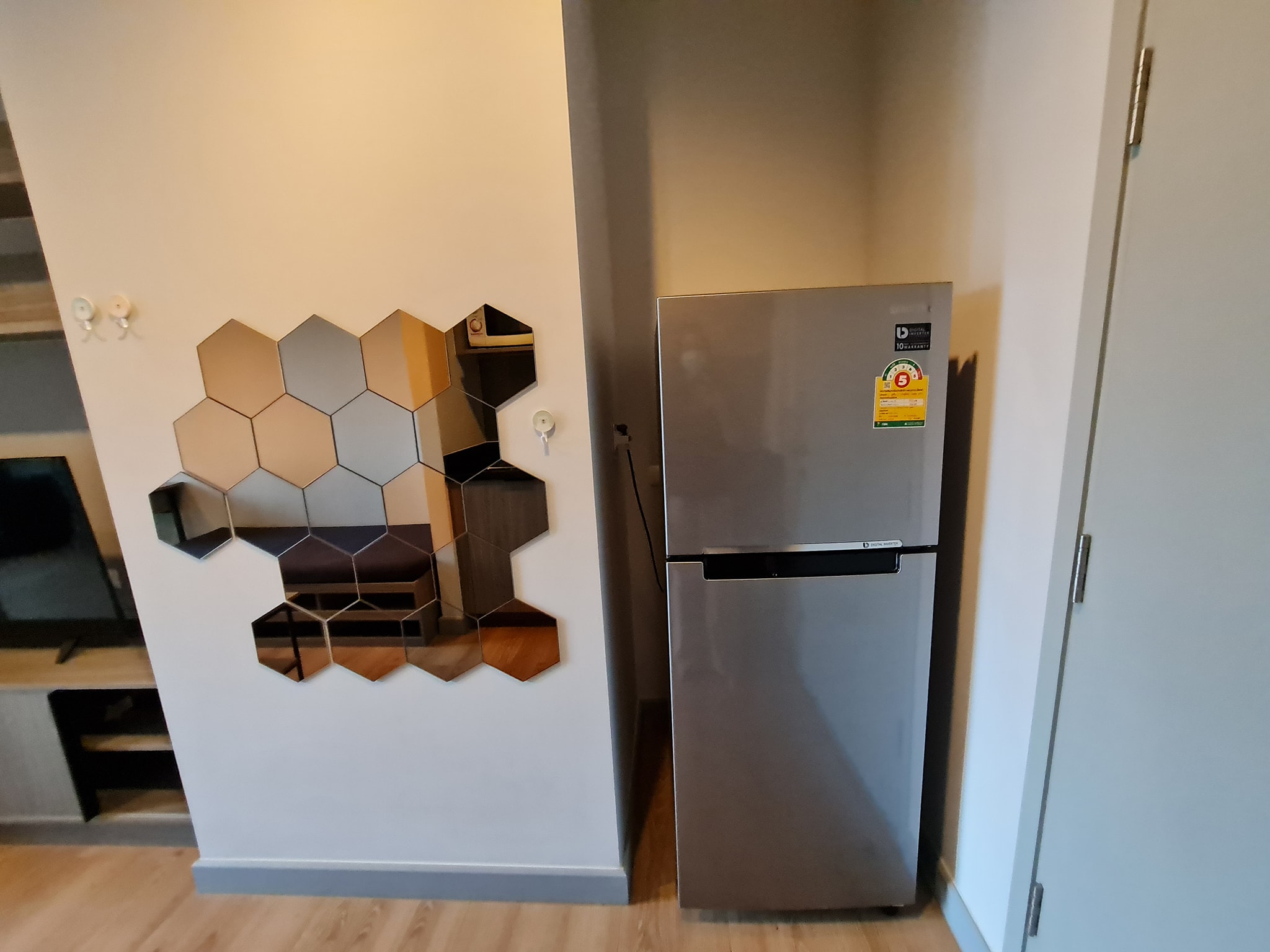 ปล่อยเช่าคอนโด แชปเตอร์วัน มิดทาวน์ ลาดพร้าว 24 (Chapter One Midtown Ladprao 24) - พร้อมอยู่ 1ห้องนอน 1ห้องน้ำ 1ห้องนั่งเล่น - ใกล้ MRT ลาดพร้าว - ขนาดห้อง 30 ตรม. ชั้น 4