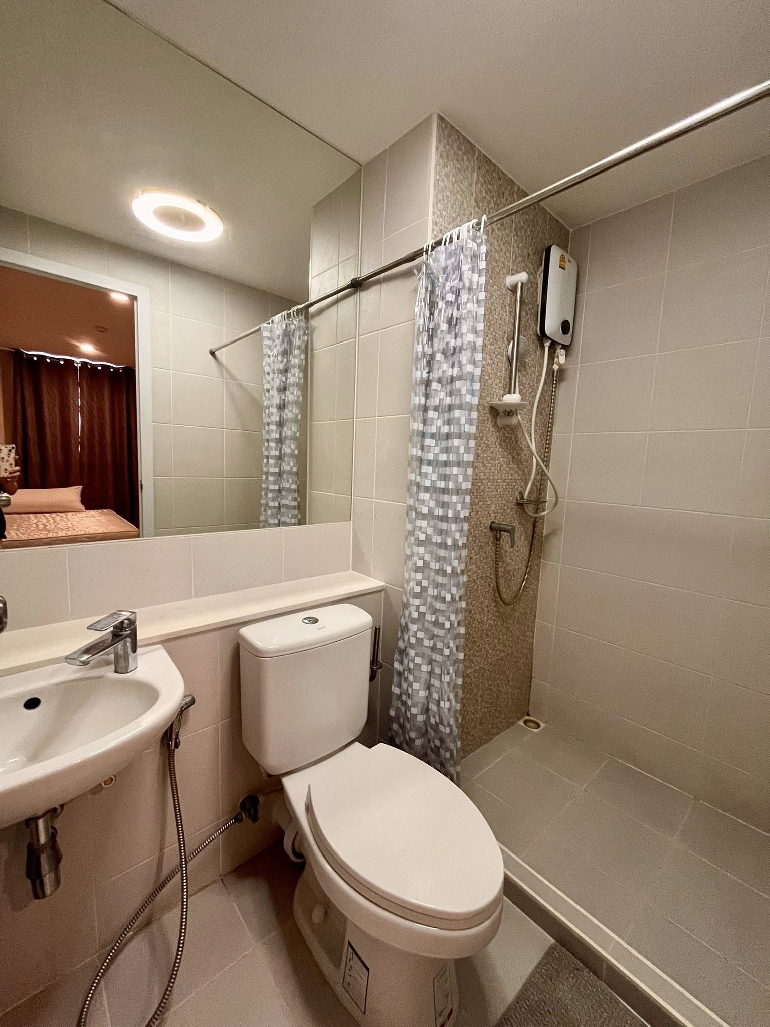 ให้เช่าห้องแบบ 1ห้องนอน 1ห้องน้ำ โซนพื้นที่ BTS อ่อนนุช คอนโด The Tree Onnut Station (เดอะ ทรี อ่อนนุช สเตชั่น) Low Rise ขนาดห้อง 28 ตรม. ชั้น 8