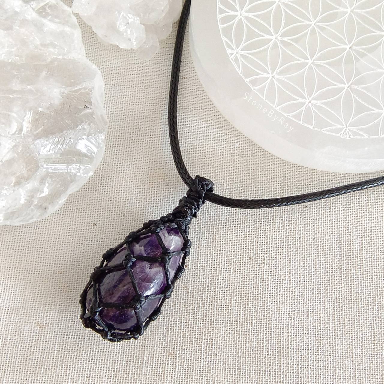 สร้อยคอจี้เชือกถักหินอเมทิสต์ Amethyst