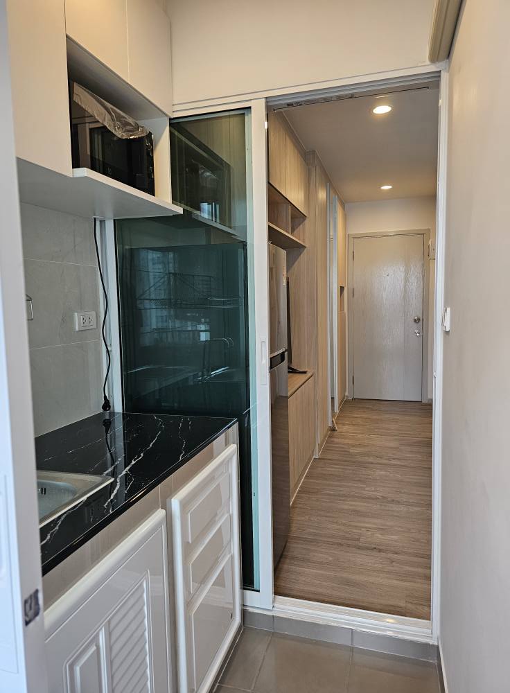 ให้เช่าคอนโด Regent home bangna (รีเจ้นท์ โฮม บางนา) โซนพื้นที่ BTS บางนา ห้องแบบ 1ห้องนอน / 1ห้องน้ำ / โซนครัวปิด ขนาดห้อง 28 ตรม. ชั้น 22 ตึก A