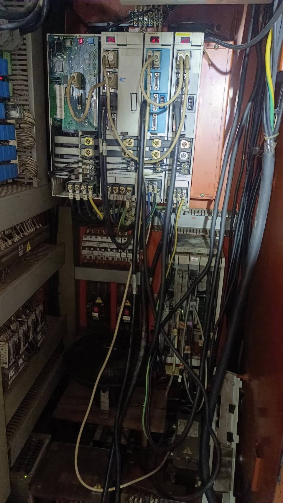 งานซ่อม CNC HARDFORD ALARM 32 ที่ SERVO DRIVE