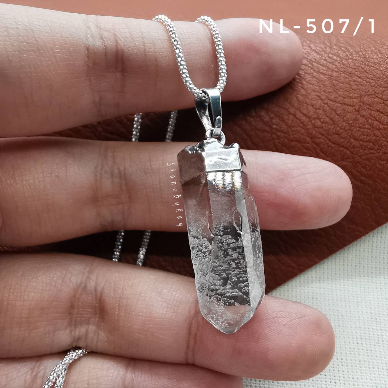 สร้อยคอเงินจี้หินคริสตัลควอตซ์ผลึกธรรมชาติ Crystal Quartz
