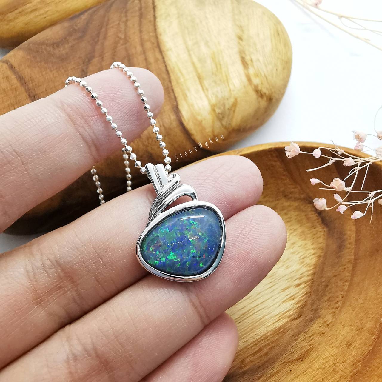 สร้อยคอเงินจี้พลอยโอปอล(Opal Triplet)