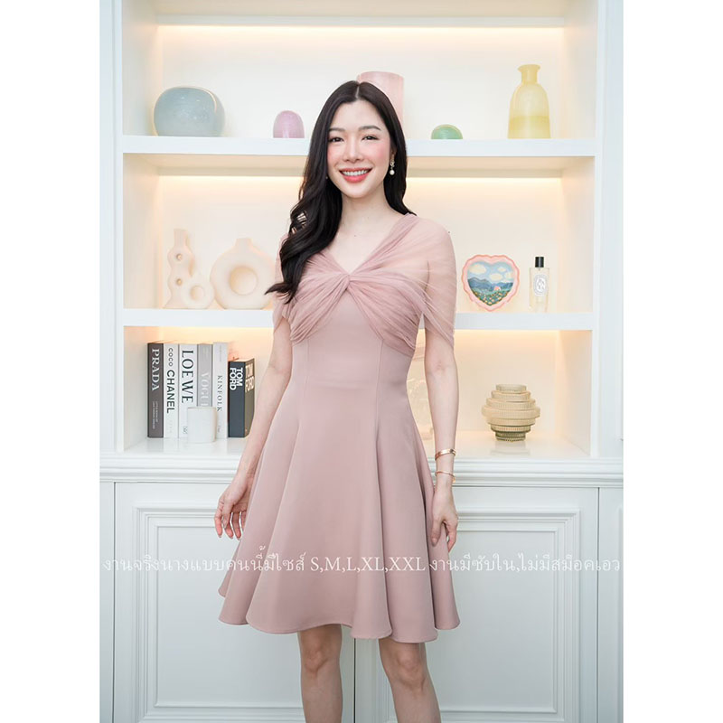 kudapy เดรสสั้นออกงานสีน้ำเงินกรมท่า/สีน้ำตาล/สีสีชมพูนู้ด ปาดไหล่แต่งผ้าซีทรู