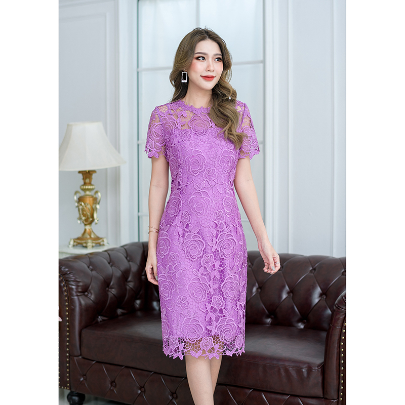 kudapy เดรสสั้นสีม่วง/สีชมพู ลูกไม้เงา ทอลายสวยๆ ลูกไม้เนื้อดี ทรงสวยยอดนิยม เป็นทรงใส่ง่ายดูเรียบหรูใส่ได้ทุกโอกาส