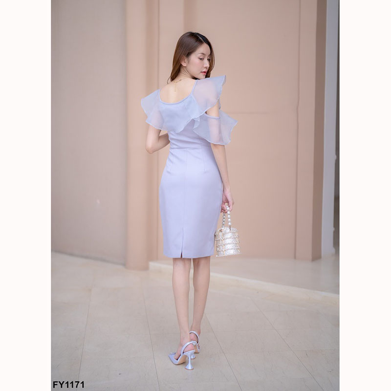 kudapy เดรสสั้ีนสีชมพู/สีเทา เปิดไหล่ระบาย เดรสใส่ออกงาน ใส่ทำงาน เบาสบาย สวยดูดีมาก