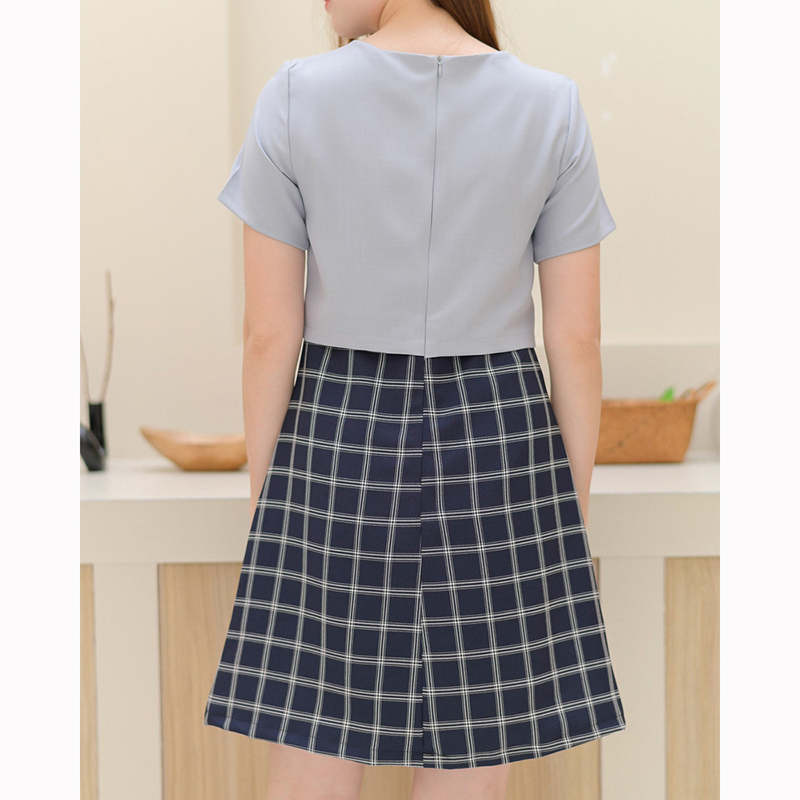 kudapy ชุดเดรสแขนสั้นสีน้ำตาล/สีเทาฟ้า ตัดต่อเย็บคิ้วท์ที่ช่วงบ่า