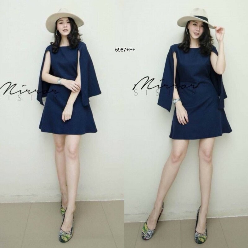 kudapy ชุดเดรสดีไซน์เก๋ แพทเทิร์นช่วงบนโดดเด่น แขน 2 ข้างแต่งผ่า คลุมหลังแขนตรงช่วงแขน ช่วงกระโปรงเป็นทรงเอ