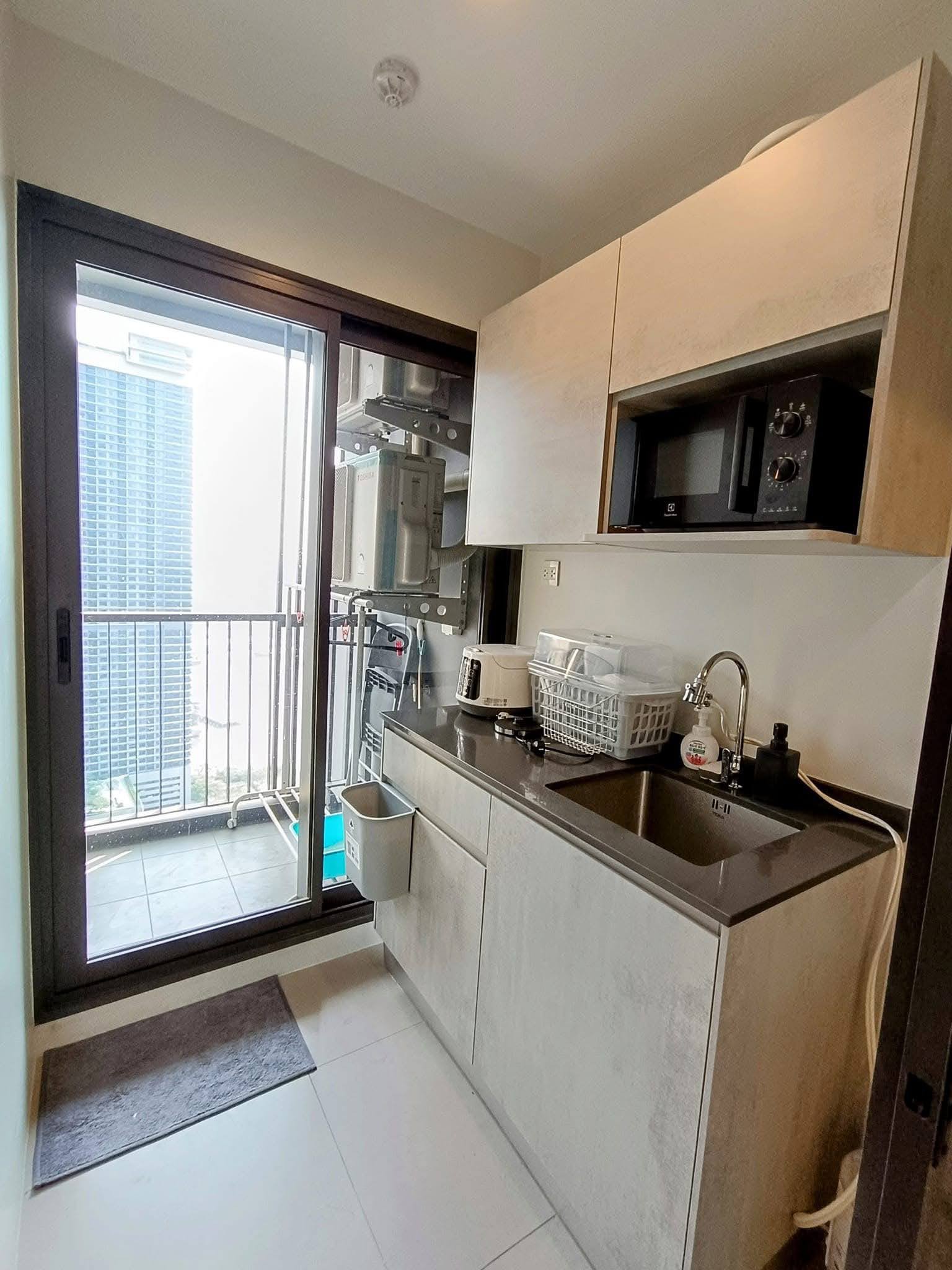 คอนโด The Politan Aqua เดอะ โพลิแทน อควา High Rise โซนพื้นที่ MRT พระนั่งเกล้า ให้เช่าห้องแบบ 1ห้องนอน 1ห้องน้ำ ขนาดห้อง 29 ตรม. ชั้น 35 ตึก A