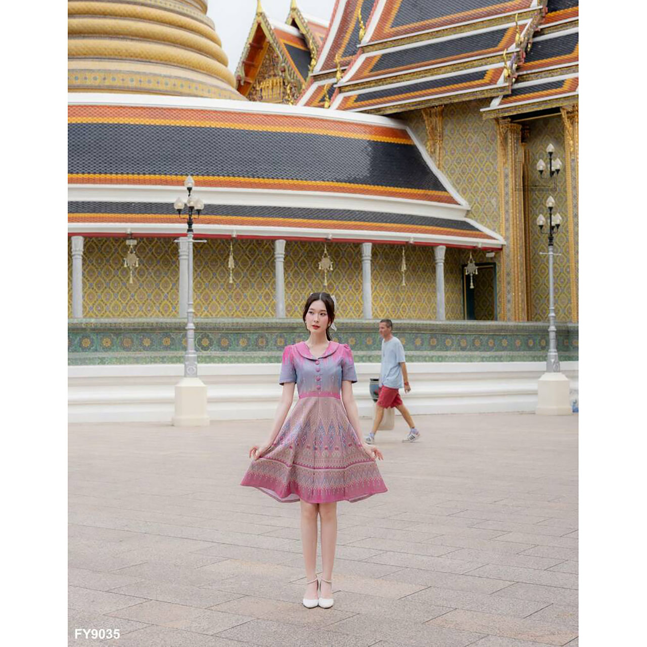 kudapy เดรสสั้นสีแดง/สีชมพู ผ้าไทยคอวีทรงบาน ใส่ออกงานสวยดูดี