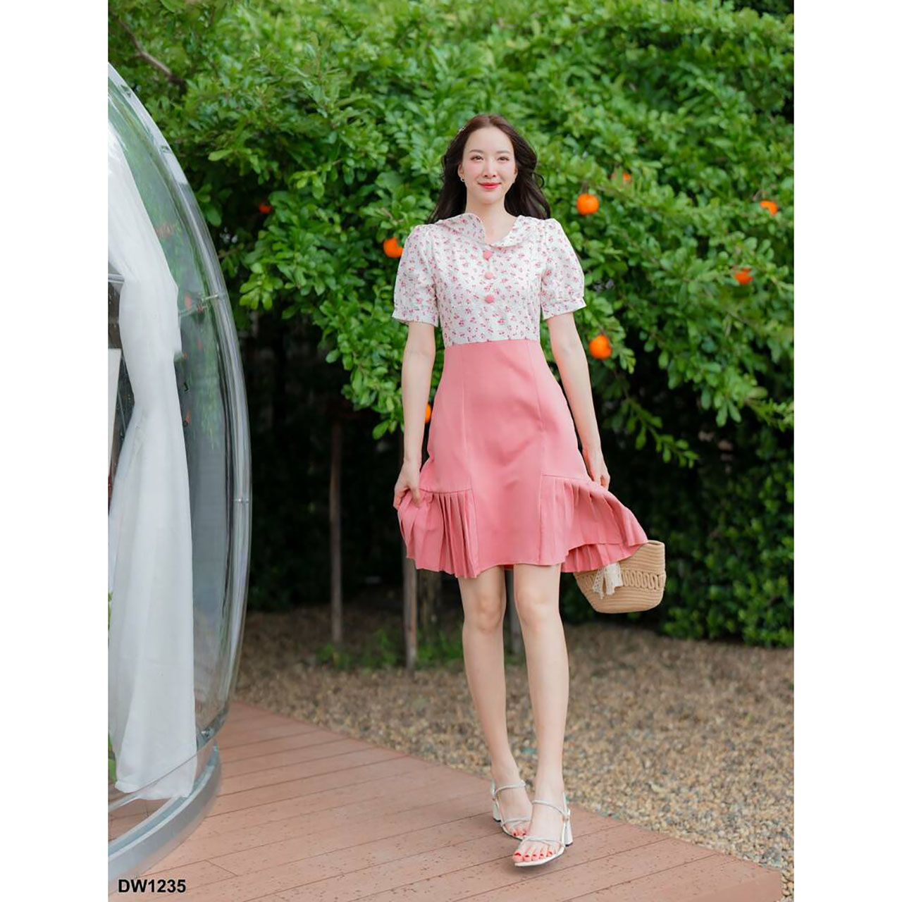 kudapy เดรสสั้นสีชมพู สีกรม สีน้ำเงินเข้ม คอบัวเสื้อลายดอกกระโปรงผ้าพื้น