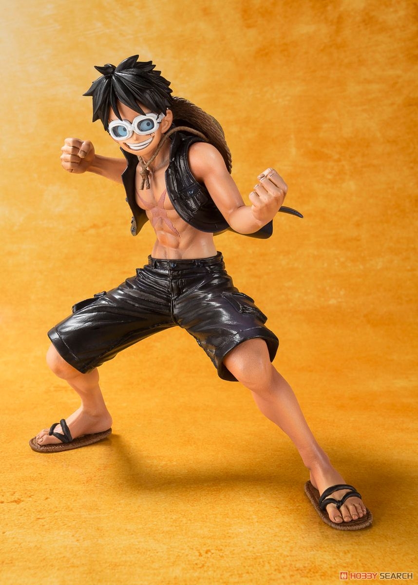 07555 figuarts ZERO MONKEY D LUFFY-ONE PIECE FILM GOLD VER.