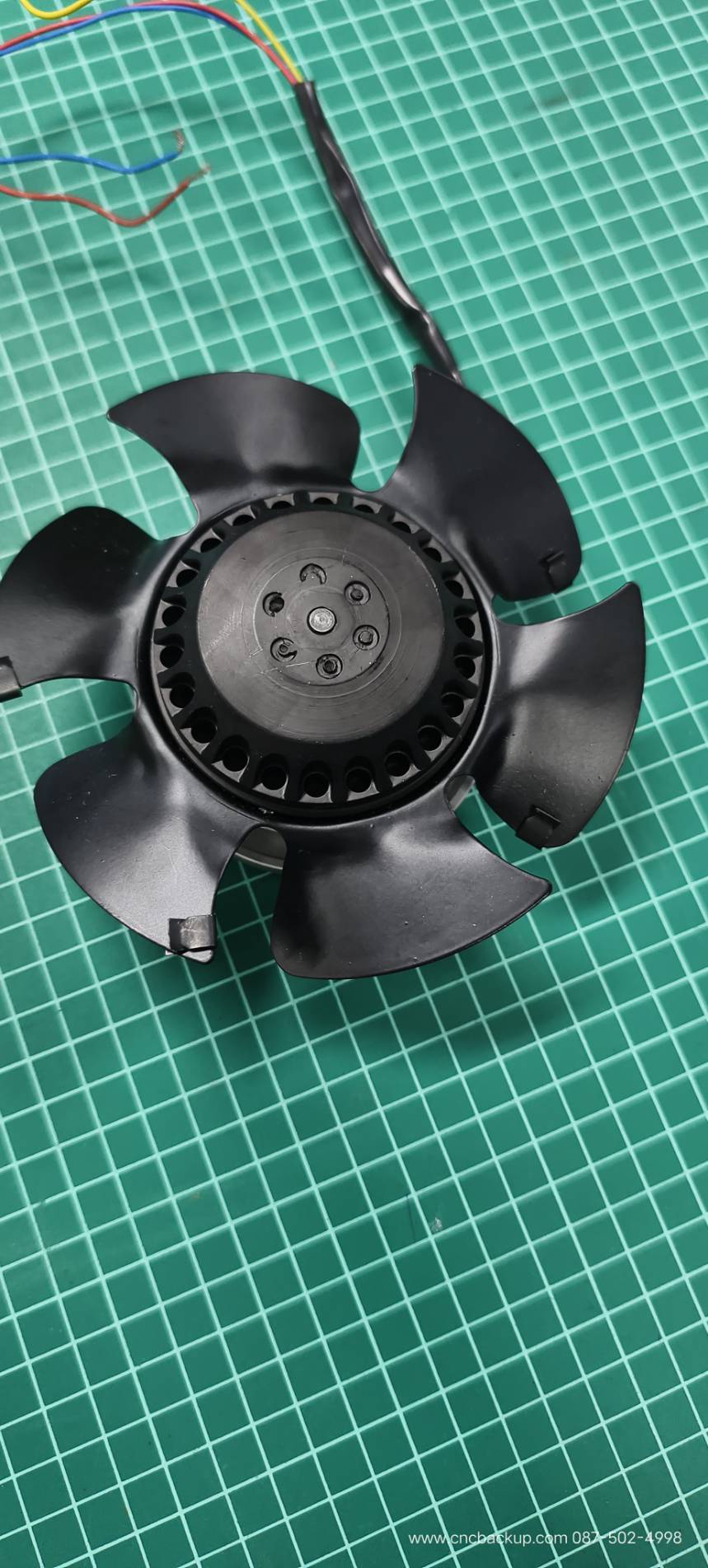 FANUC A90L-0001-0284/R SPINDLE FAN MOTOR