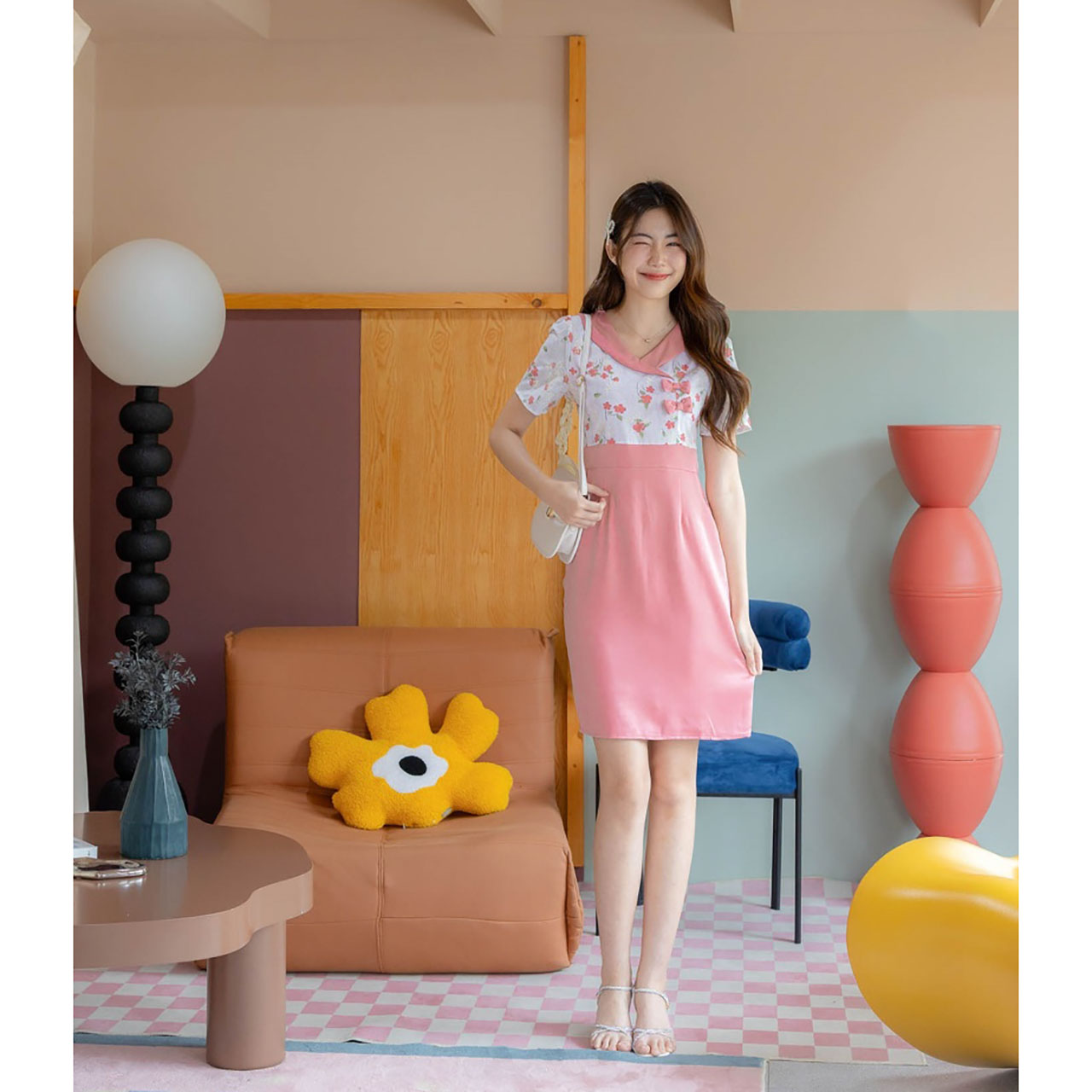 kudapy เดรสสีพื้นแต่งเสื้อลายดอกโบว์2ชิ้น