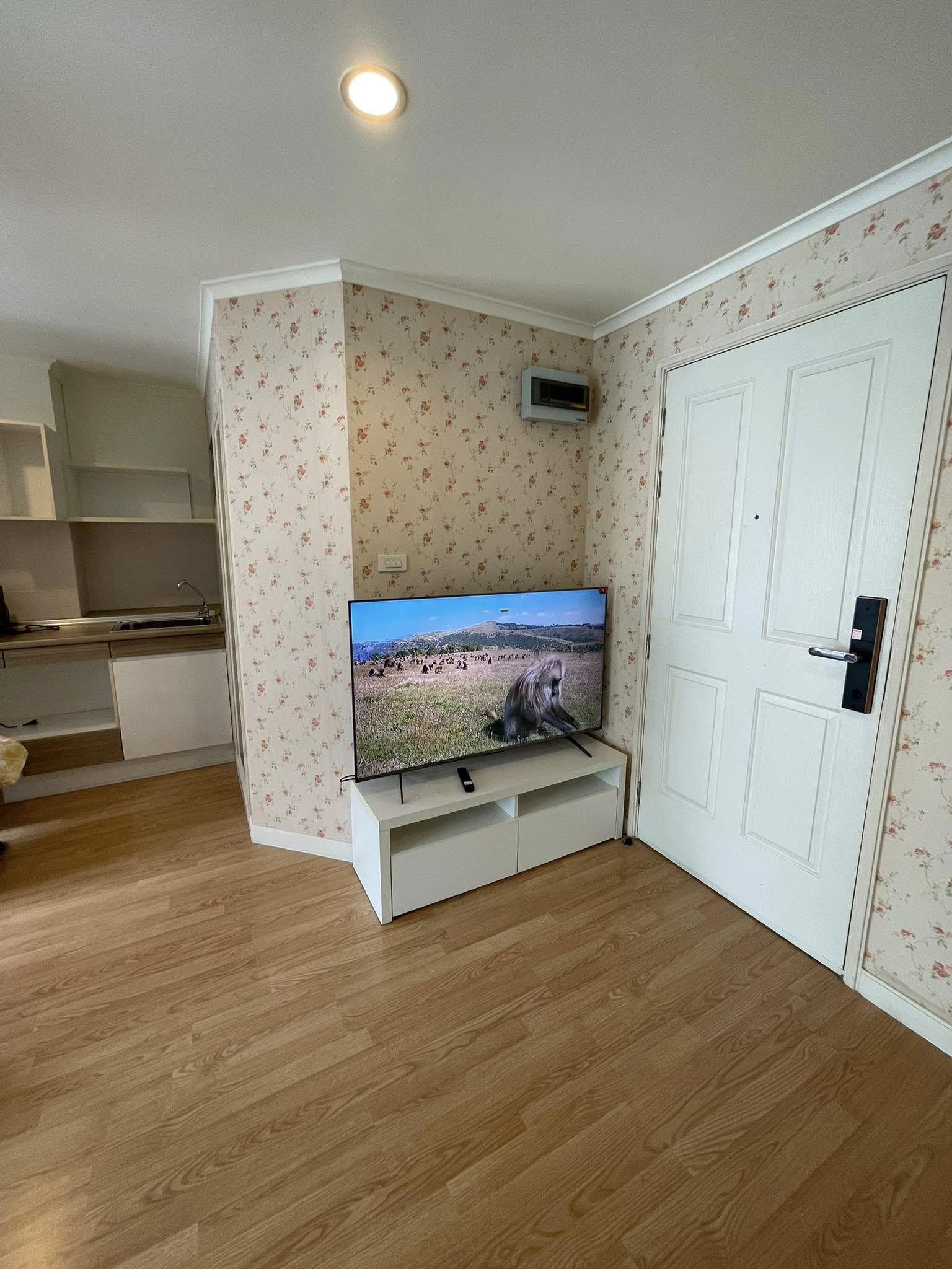 ให้เช่าคอนโด Lumpini Park Pinklao (ลุมพินี พาร์ค ปิ่นเกล้า) - โซนพื้นที่ เซ็นทรัลปิ่นเกล้า MRT บางยี่ขั่น - ห้องแบบ 1ห้องนอน 1ห้องน้ำ - ขนาดห้อง 28 ตรม. ชั้น 25 ตึก B