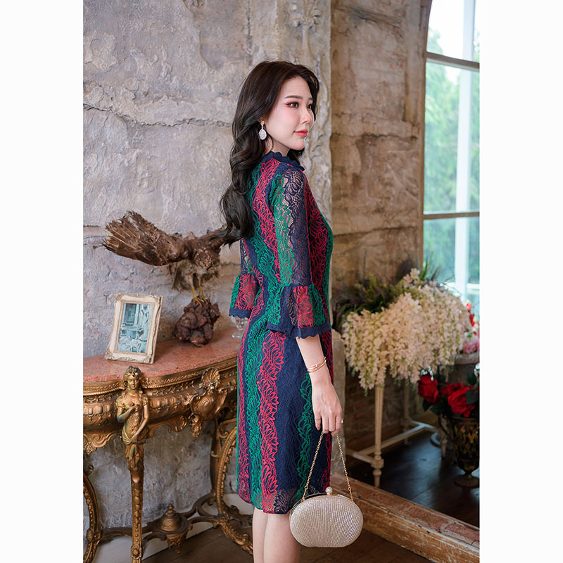 kudapy เดรสสั้นสีน้ำตาล/สีเขียว ทรงสวยใส่ลำลอง ทำงาน สวยเรียบหรูค่ะ ผ้าลุกไม้ลายสวย กระดุมหน้าตกแต่งมุก(กระดุมหลอกตกแต่งสวยงาม