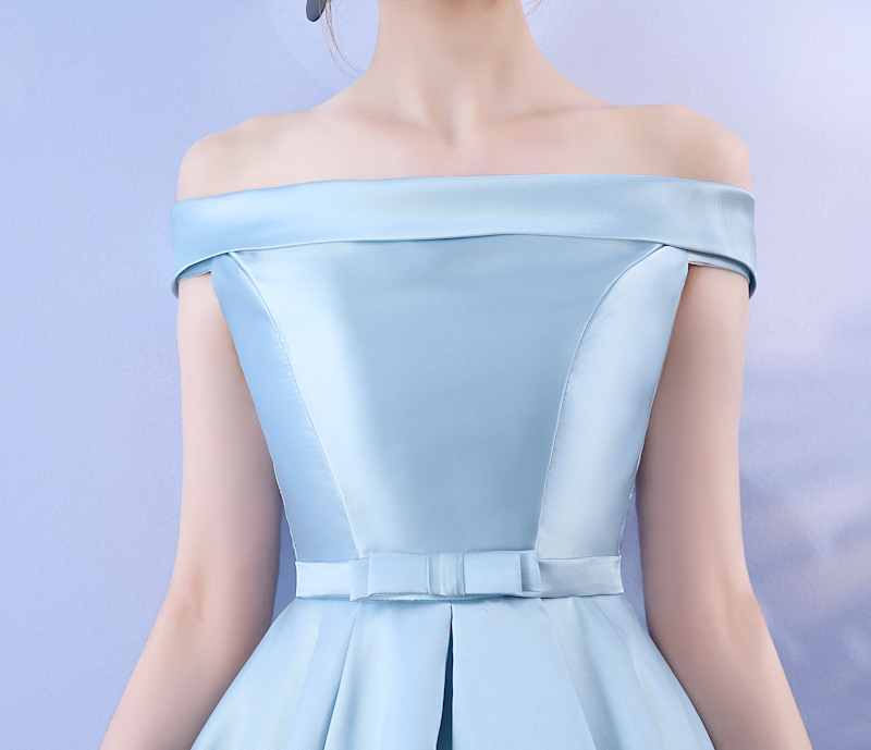 Mini Dress ชุดราตรีสั้นทรงปาดไหล่กระโปรงบานสีฟ้า