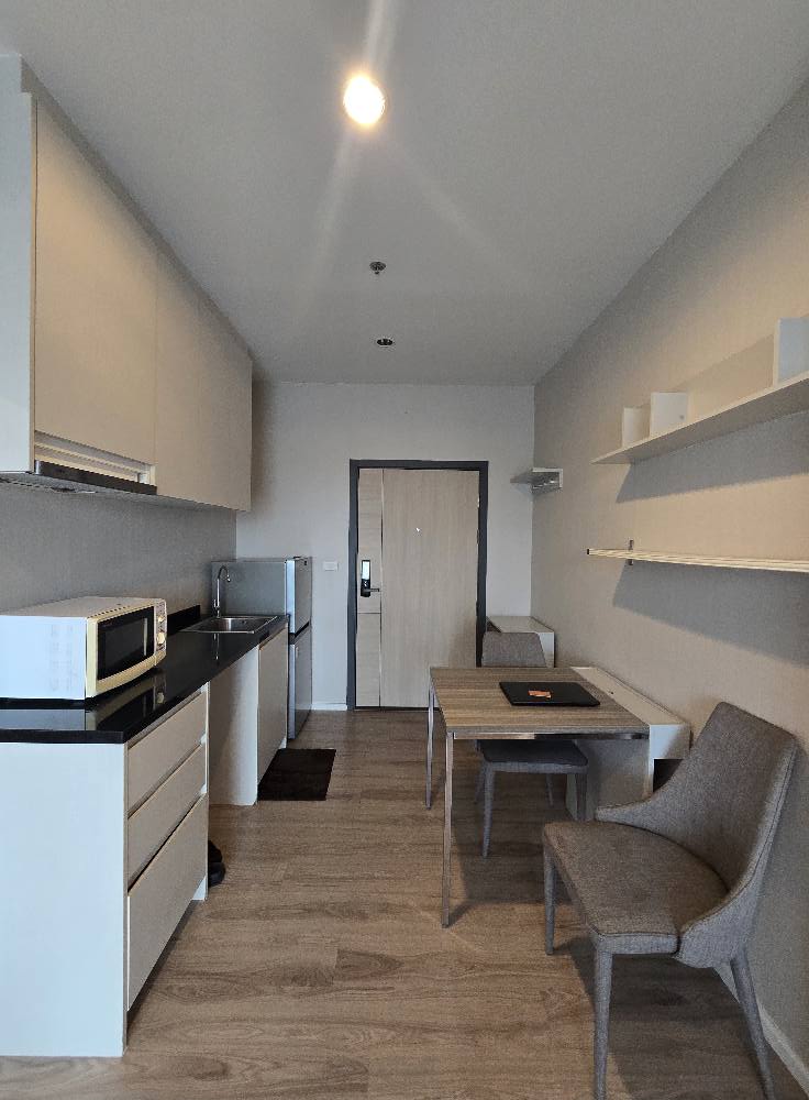 ให้เช่าคอนโด Amber By Eastern Star (แอมเบอร์ บาย อีสเทิร์น สตาร์) โซนพื้นที่ MRT แยกติวานนท์ ห้องแบบ 1ห้องนอน / 1ห้องน้ำ ขนาดห้อง 35 ตรม. ชั้น 8