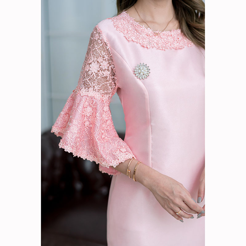 kudapy เดรสสั้นสีโอรส/สีเทา ดีไซด์แขนระบายปิดศอก แขนบานทำให้ดูสวยแพงได้ลุคไฮมาก