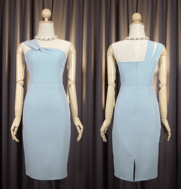 kudapy ชุดไปงาน เดรสสั้นไหล่เดี่ยว เดรสไหล่เฉียงข้างสีชมพู,สีครีม,สีฟ้าพาสเทล ใส่งานแต่งในโบสถ์ งานบุญ งานบวช ได้หมดจ้า