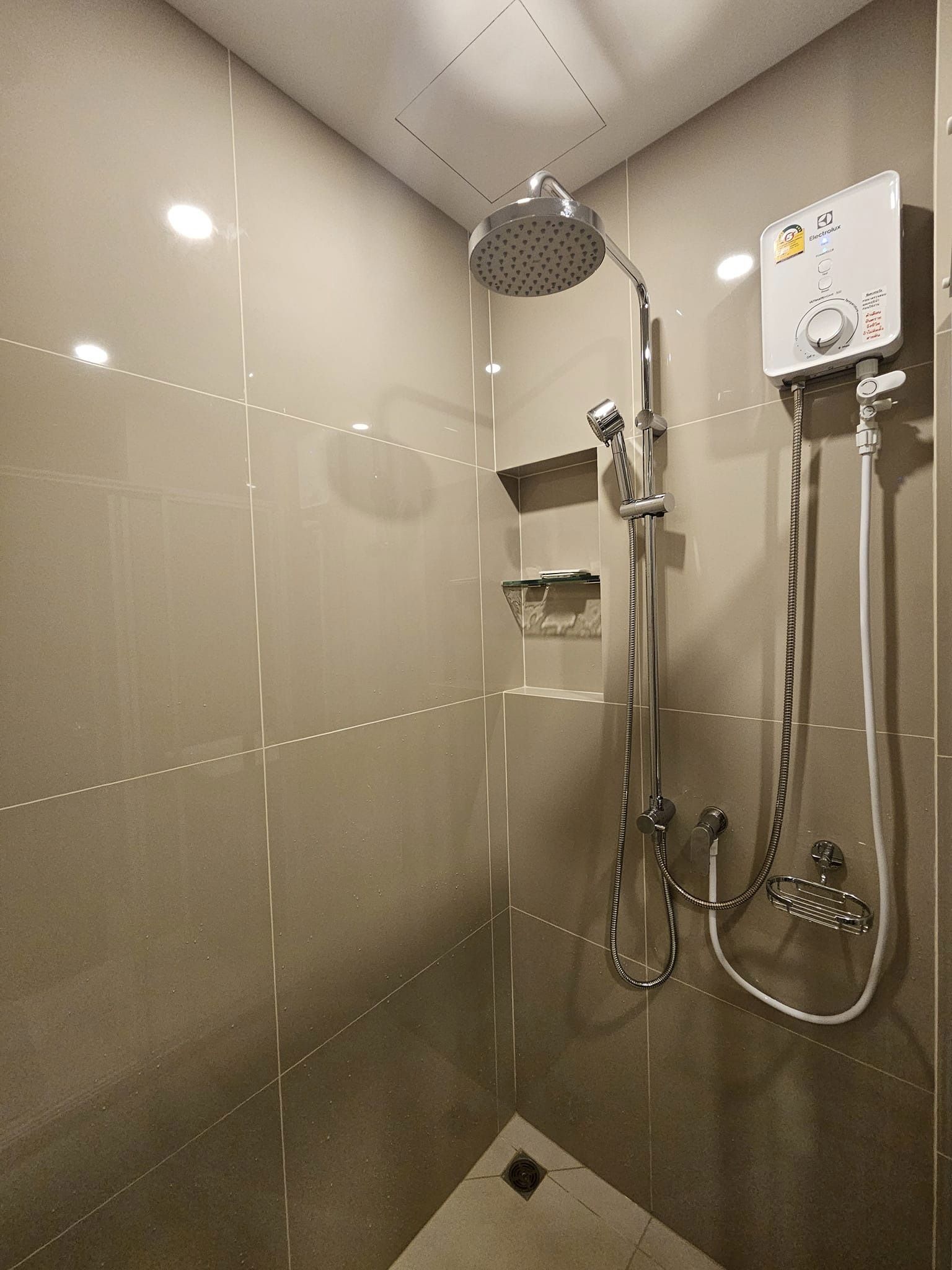 ปล่อยเช่าคอนโด Elio Del Nest (เอลลิโอ เดล เนสท์) - ห้องใหม่ Studio 1ห้องน้ำ 1ห้องครัว - ใกล้ BTS อุดมสุข - ขนาดห้อง 27 ตรม. ชั้น 30 ตึก E