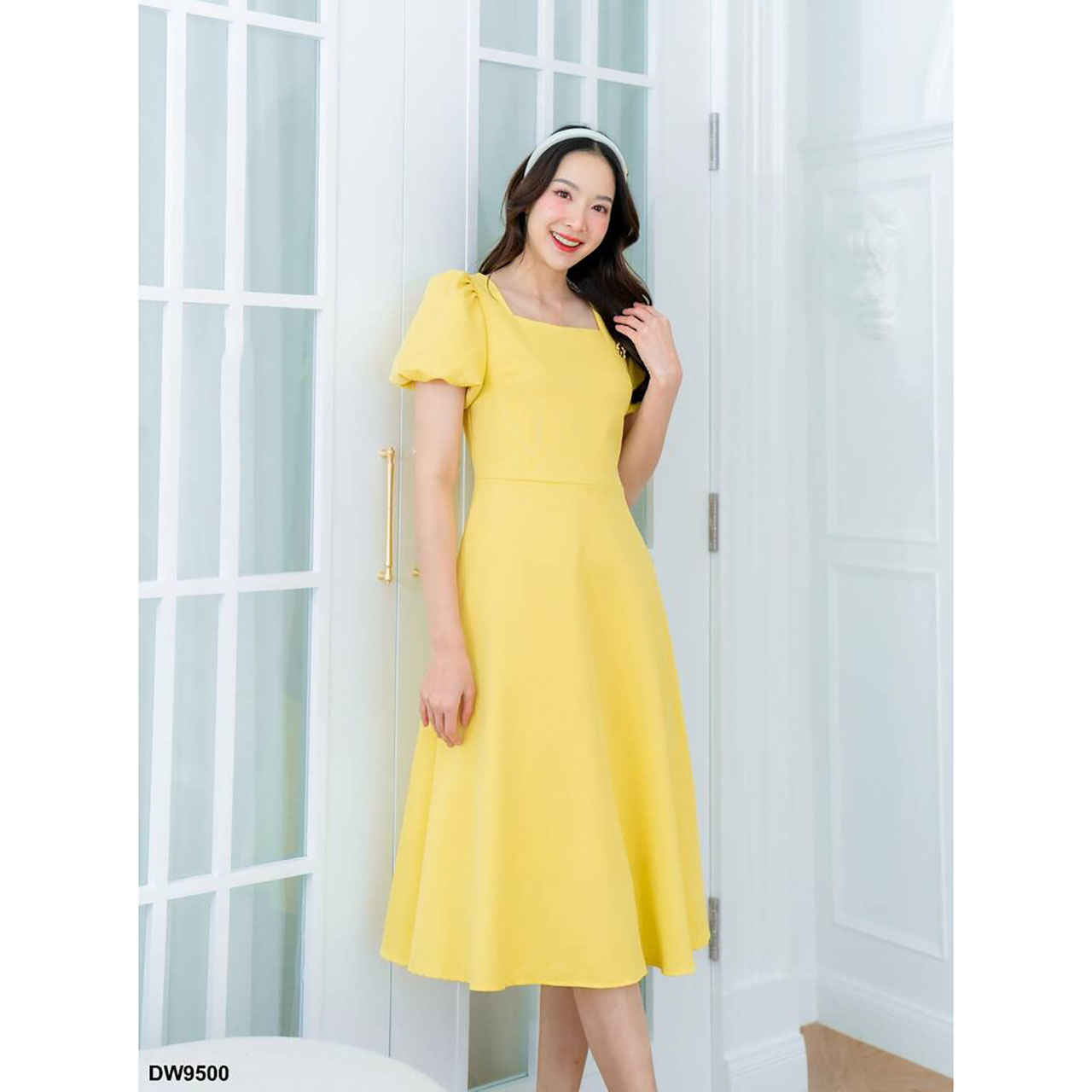 kudapy เดรสสั้นสีเหลือง/สีฟ้า/สีกรม แขนตุ๊กตากระโปรงบาน