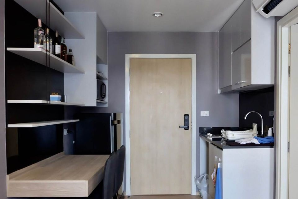 ปล่อยเช่าคอนโด Felic Condo Ladprao Wanghin 79 (เฟลิค คอนโด ลาดพร้าว วังหิน 79) - 1ห้องนอน 1ห้องน้ำ 1ห้องนั่งเล่น - ใกล้ โลตัสวังหิน เดอะแจ้ส แม็คโคร - ขนาดห้อง 27 ตรม. ชั้น 8 วิวสระว่ายน้ำ