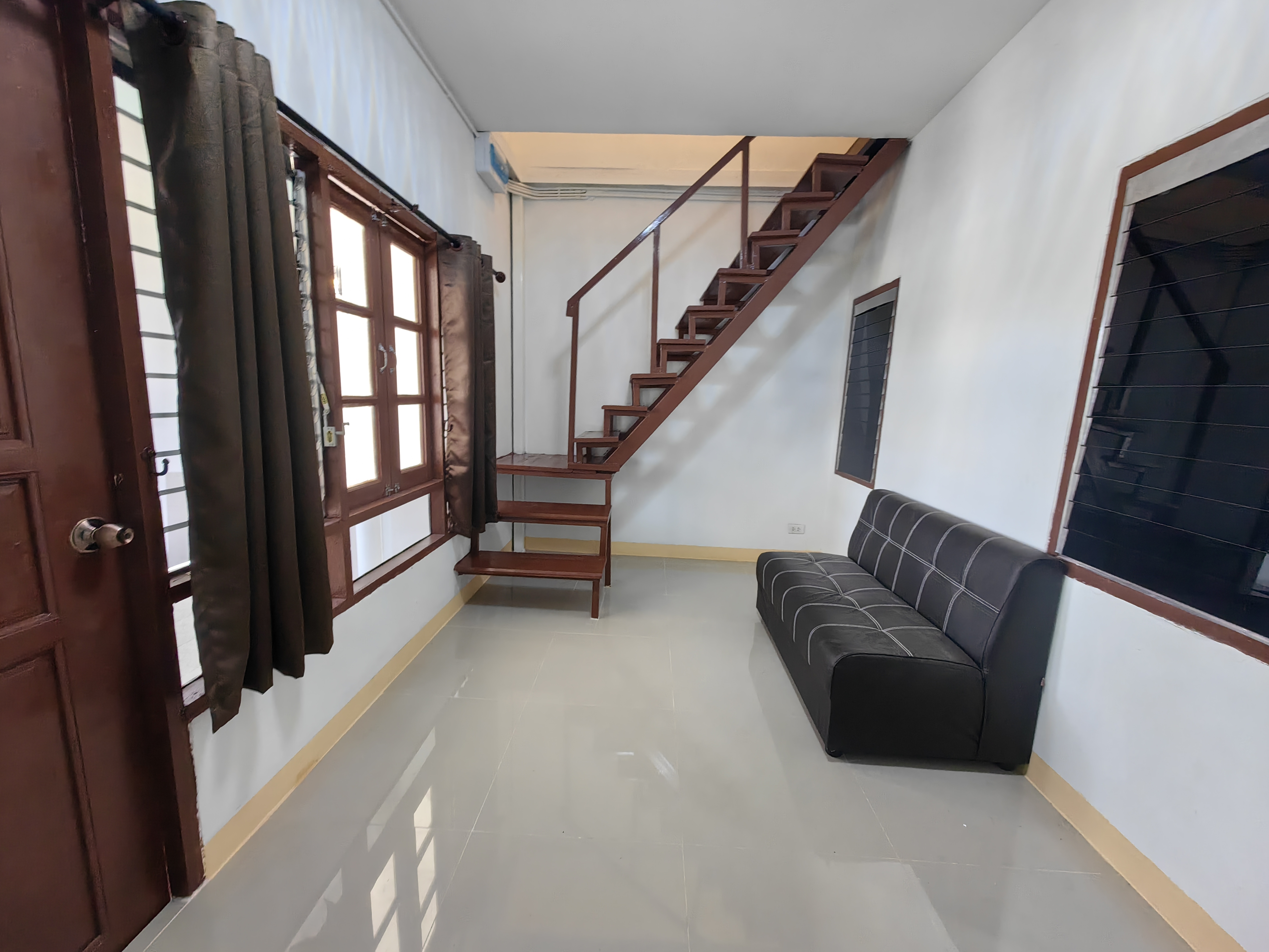 ผ่อน 6000 ดาวน์ 0 กู้100 2ชั้น 3นอน 2น้ำ บ้านปรับปรุงใหม่ คลอง7 ธัญบุรี ปทุมธานี ผ่อนตรงบริษัทได้ Thayaburi Pathumthani Klong 7