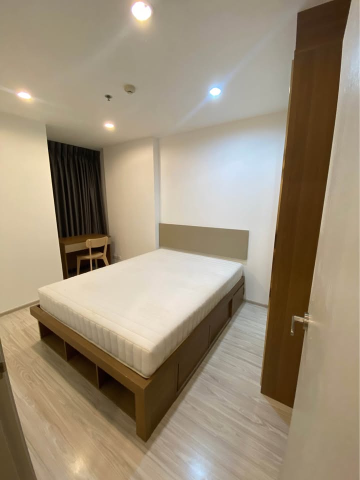 ให้เช่าคอนโด IDEO Mobi Bangsue Grand Interchange (ไอดีโอ โมบิ บางซื่อ แกรนด์ อินเตอร์เชนจ์) โซน รถไฟฟ้า MRT บางซื่อ เตาปูน 1ห้องนอน / 1ห้องน้ำ ขนาดห้อง 30 ตรม. ชั้น 15