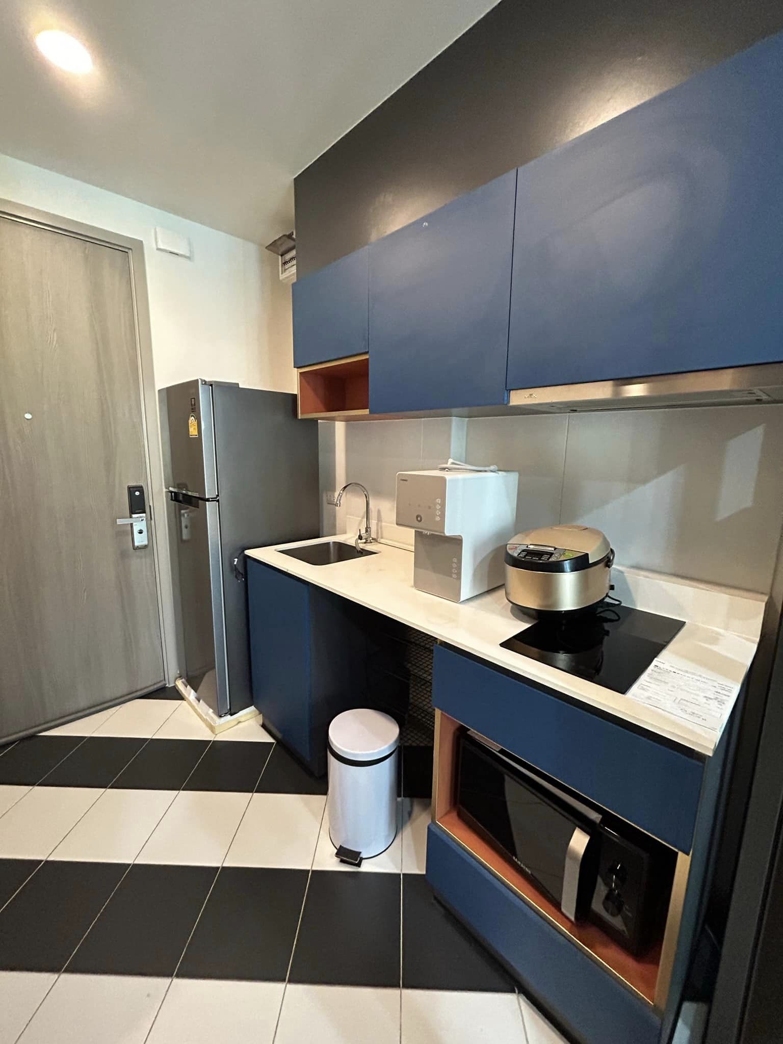 ปล่อยเช่าคอนโด เดอะ เบส สะพานใหม่ (THE BASE Saphanmai) - 1ห้องนอน 1ห้องน้ำ 1ห้องนั่งเล่น - ใกล้ BTS สายหยุด - ขนาดห้อง 34 ตรม. ชั้น 3