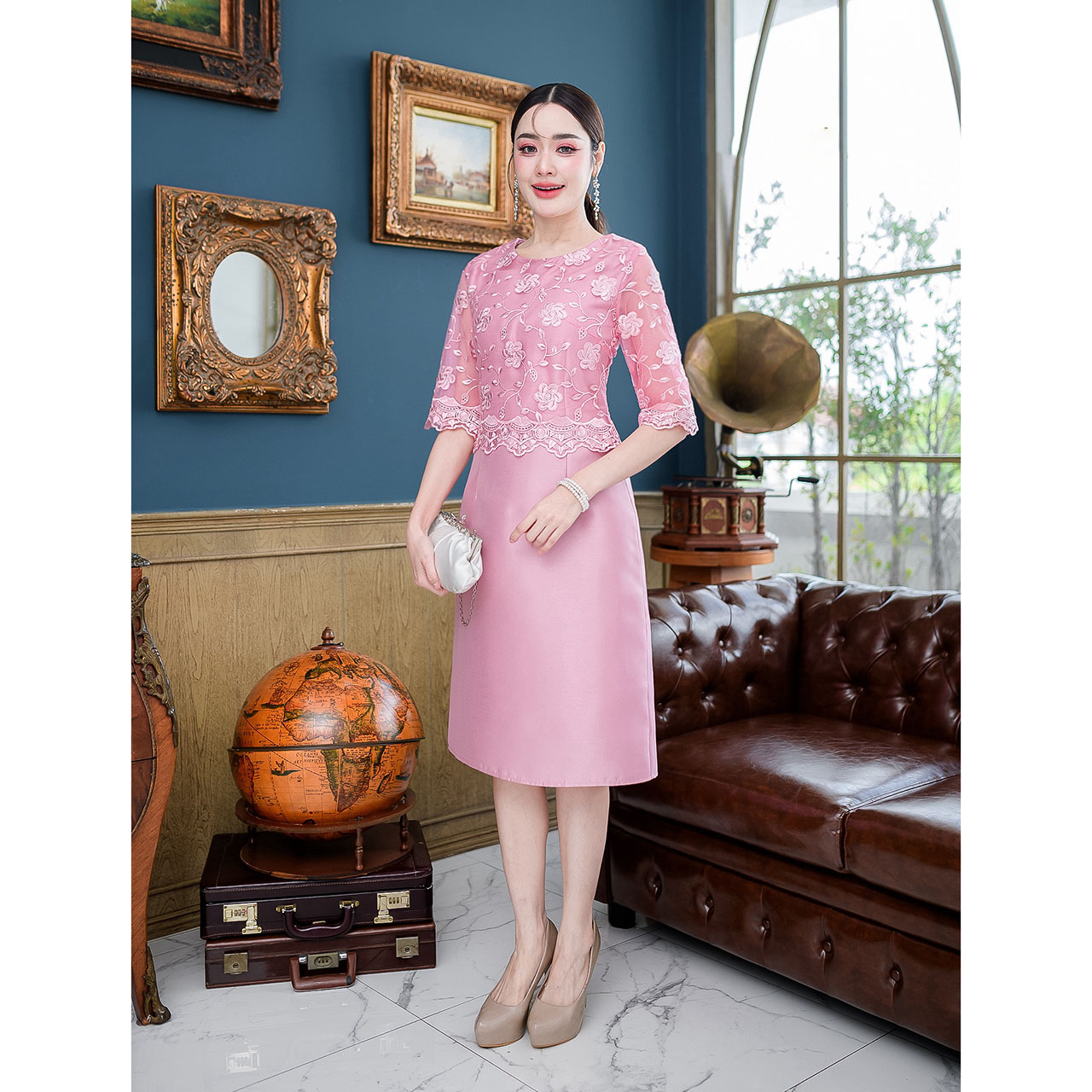 kudapy เดรสสั้นสีชมพู/สีฟ้า ผ้าไหม ผ้าตาข่ายปักลายดอกไม้ งานดี สวยมีซับในทั้งชุด