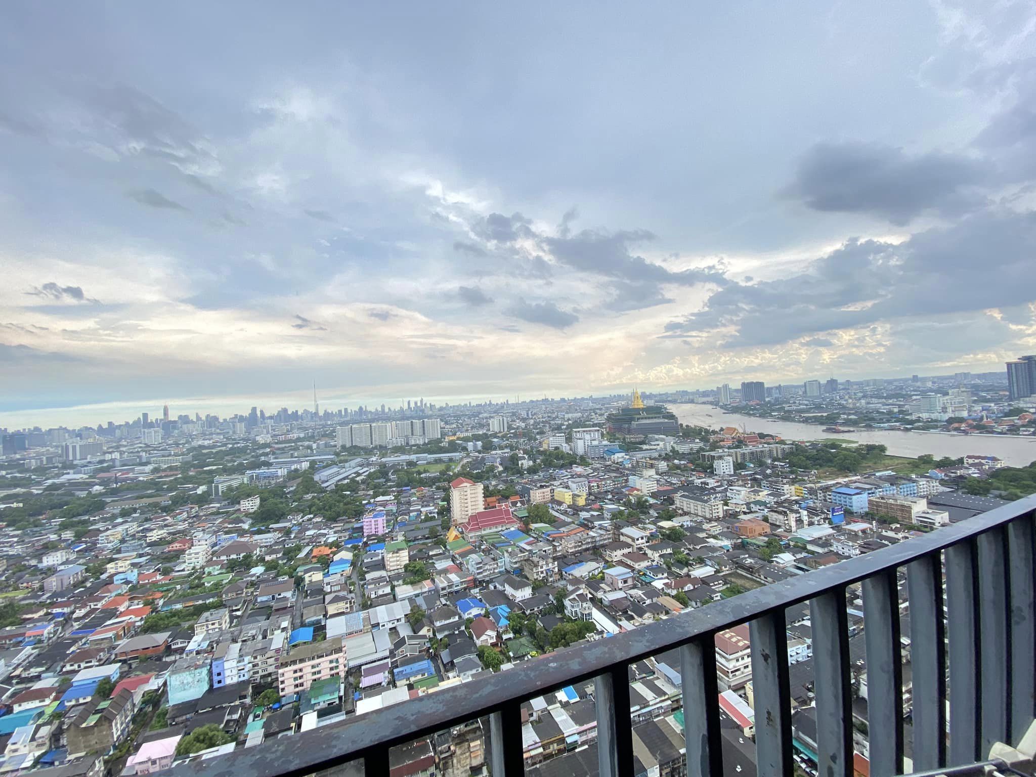 ปล่อยเช่าคอนโด The Tree Interchange (เดอะ ทรี อินเตอร์เชนจ์) - วิวแม่น้ำ 2ห้องนอน 2ห้องน้ำ 1ห้องนั่งเล่น - ใกล้ MRT เตาปูน บางโพ - ขนาดห้อง 58 ตรม+ที่จอด 12 ตรม รวม 70 ตรม ชั้น 37 ตึก A