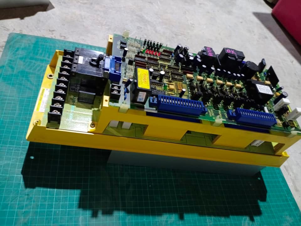 FANUC A06B-6058-H222 SERVO AMPLIFIER