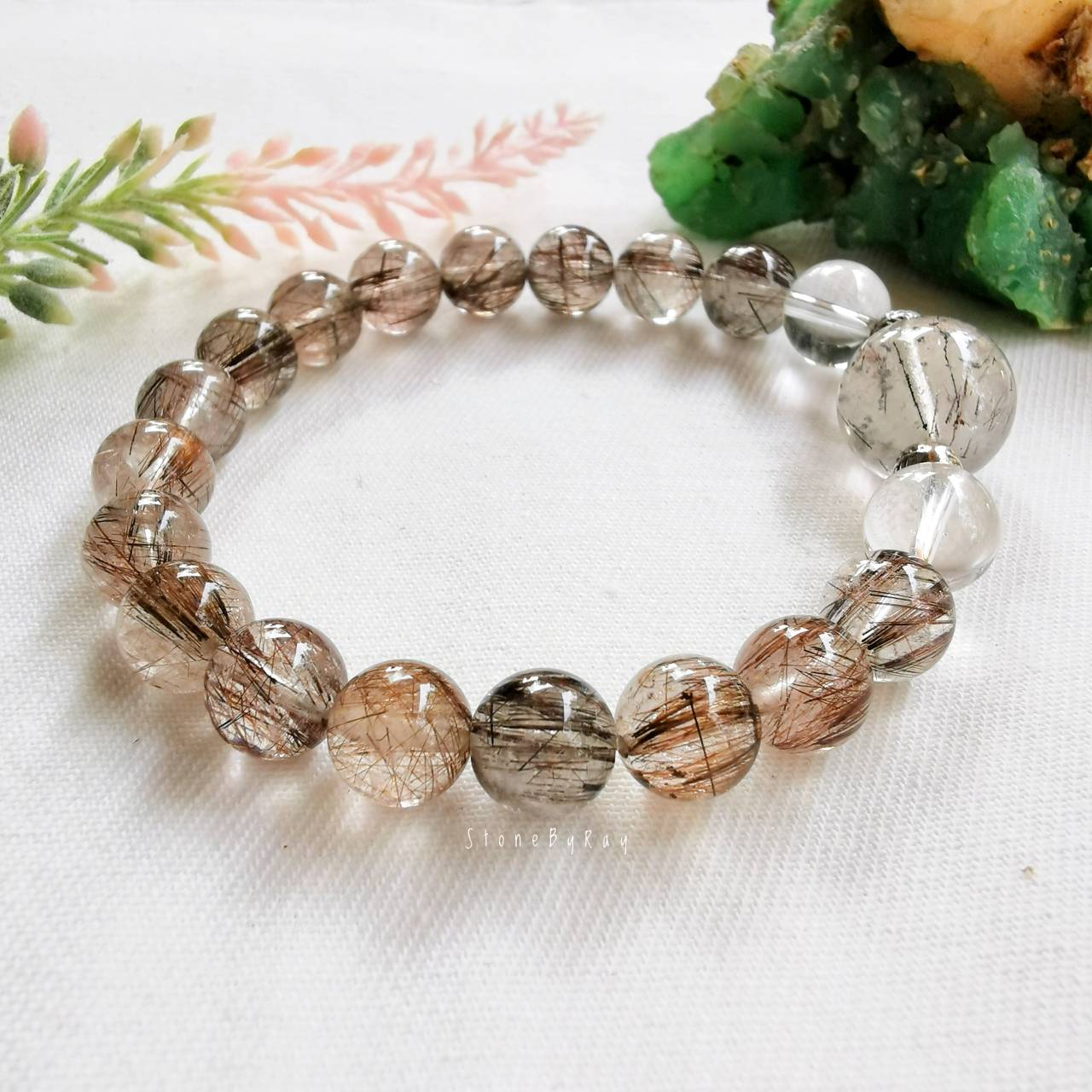 สร้อยข้อมือหินไหมเศรษฐีกับหินซุปเปอร์เซเว่น