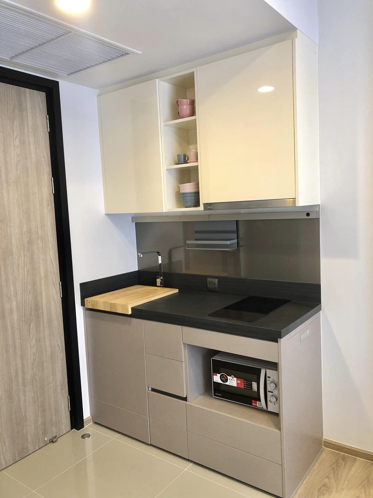 ปล่อยเช่าคอนโด OKA HAUS Sukhumvit 36 (โอกะ เฮาส์ สุขุมวิท 36) - 1ห้องนอน 1ห้องน้ำ 1ห้องนั่งเล่น - ใกล้ BTSทองหล่อ - ขนาดห้อง 27 ตรม. ชั้น 21