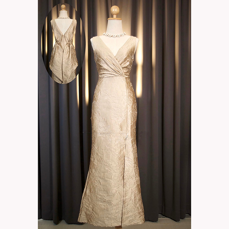 kudapy เดรสยาวสีแดงเบอร์กันดี กรมท่า เขียว ฟ้า ทอง ชมพู คอวี ผูกโบว์เอวได้ กระโปรงทรงหางปลาเข้ารูป ด้านหลังจับจีบ ทรงหูกระต่าย