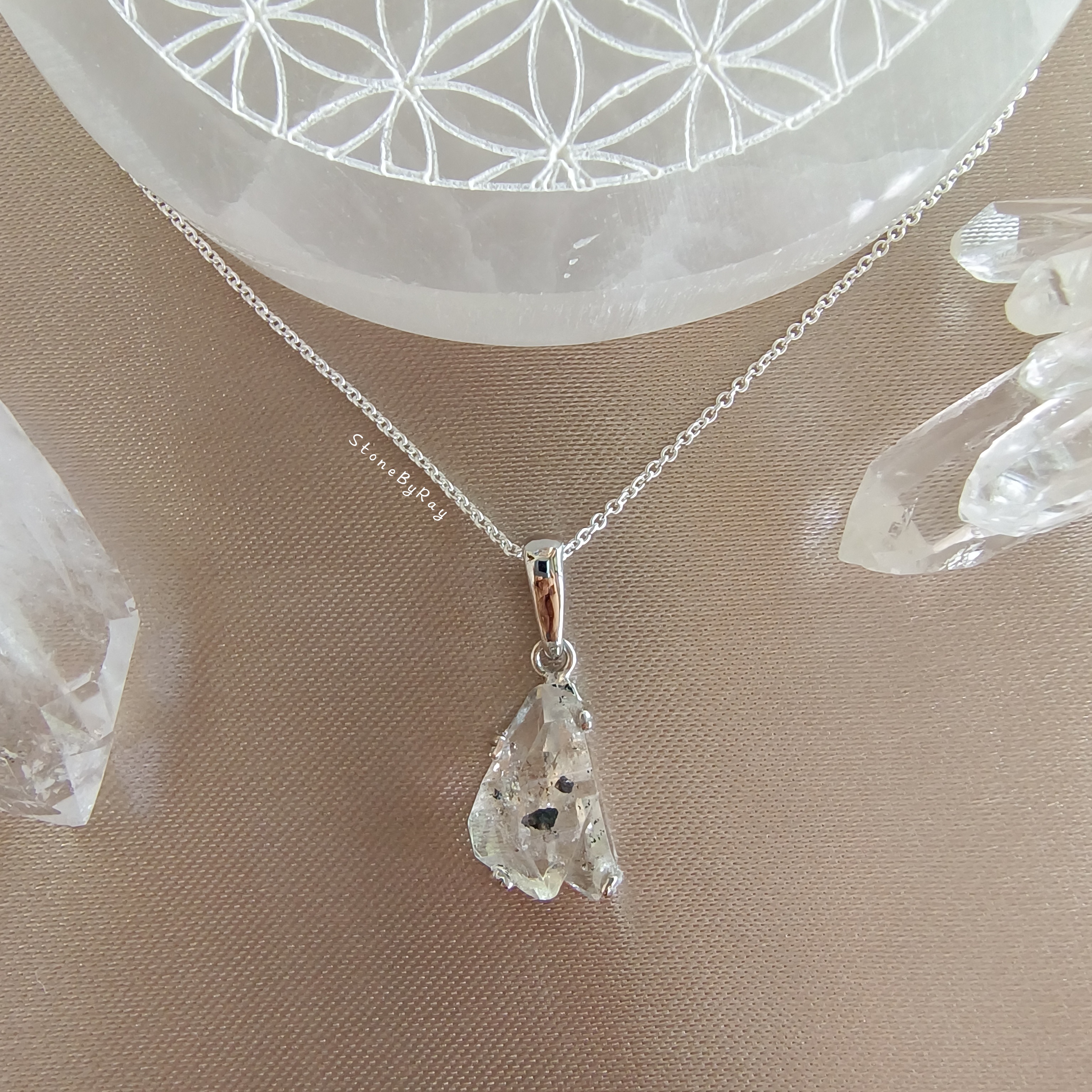 สร้อยคอเงินจี้หินเฮอร์คิเมอร์ไดม่อน Herkimer Diamond