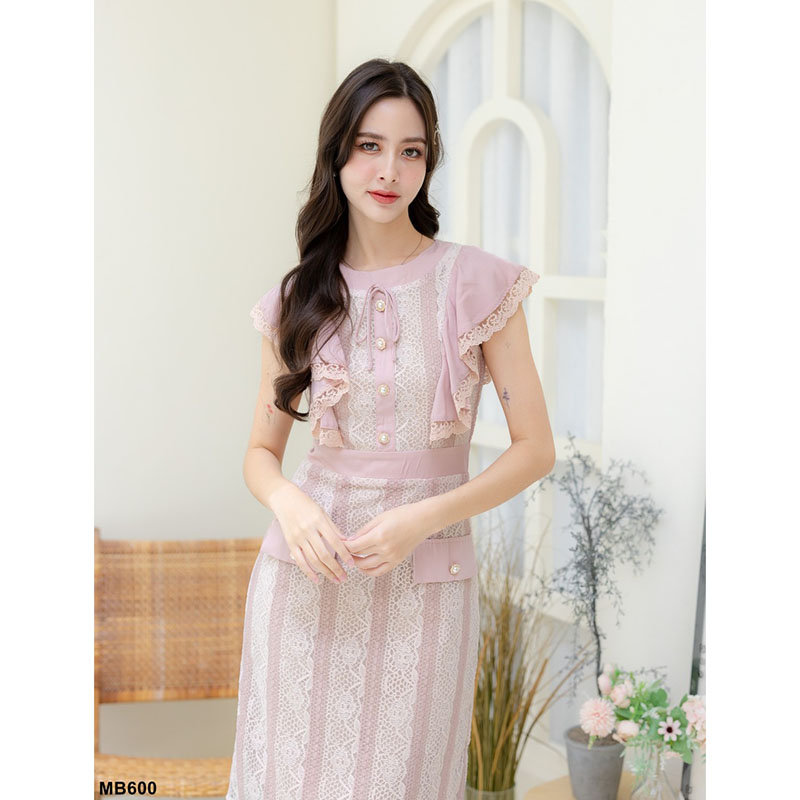 kudapy เดรสสั้นสีชมพู/สีดำ ลูกไม้ลายทางแขนกุดแต่งกระเป๋า