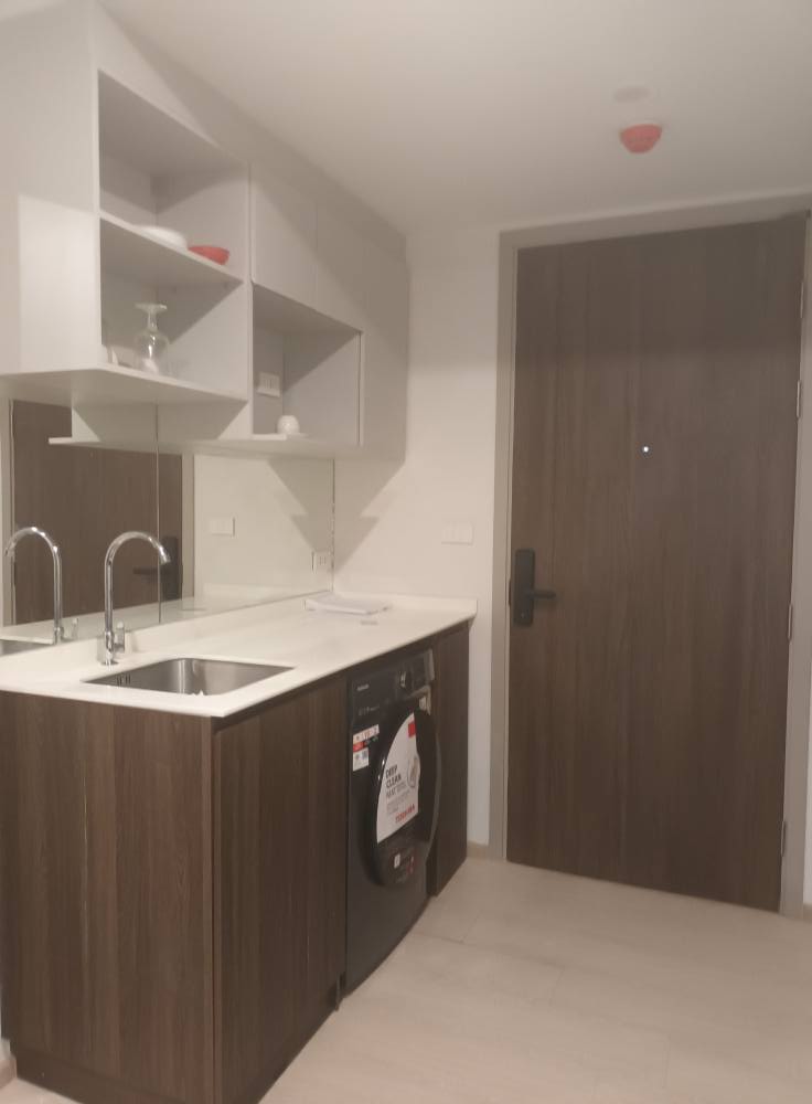 ปล่อยเช่า Nue Cross Khu Khot Station (นิว ครอส คูคต สเตชัน) - โซนพื้นที่ BTS คูคต 1ห้องนอน 1ห้องน้ำ - ขนาดห้อง 27.32 ตรม. ชั้น 2 ตึก B - ให้เช่า 9,000 ต่อเดือน