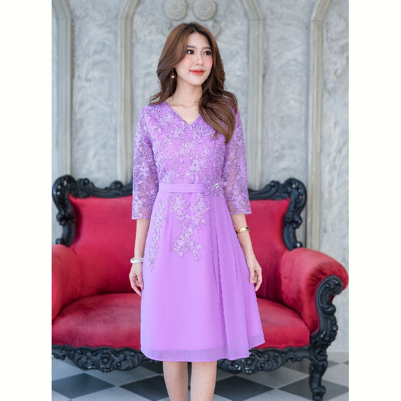 kudapy เดรสสั้นสีม่วง/สีดำ/สีแดง/สีกรม/สีชมพู ลูกไม้ปักเกรดพรีเมี่ยมสวยหรูตกแต่งเลื่อมทั้งตัว ช่วงกระโปรงเป็นผ้า chiffon พริ้วสวย