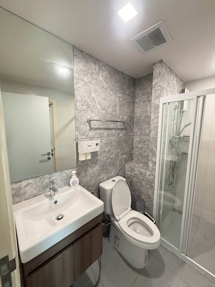 ให้เช่าคอนโด IVORY Ratchada - Ladprao (ไอเวอรี่ รัชดา - ลาดพร้าว) 2ห้องนอน / 1ห้องน้ำ ขนาด 35 ตรม. ชั้น 4 ค่าเช่า 18,900 ต่อเดือน รถไฟฟ้า MRT ลาดพร้าว