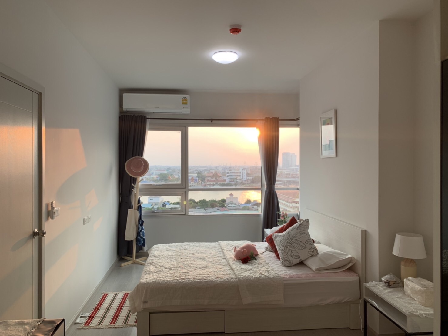 ให้เช่า Chapter One Shine Bangpo (แชปเตอร์ วัน ชายน์ บางโพ) 2ห้องนอน วิวแม่น้ำ