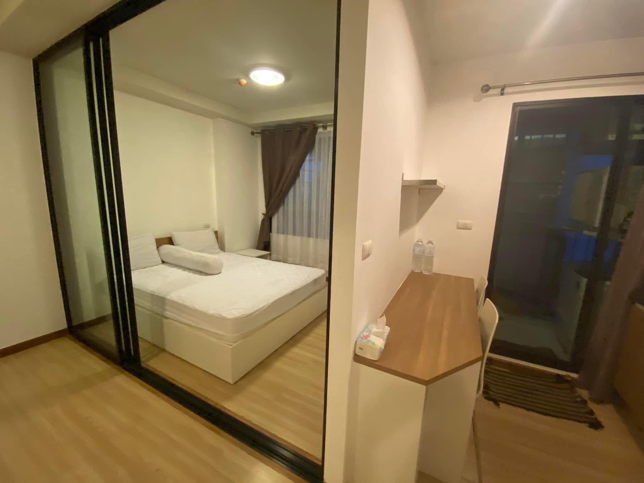 ปล่อยเช่าคอนโด J Condo Sathorn-Kallaprapruk (เจ คอนโด สาทร-กัลปพฤกษ์) - 1ห้องนอน 1ห้องน้ำ 1ห้องนั่งเล่น - ขนาดห้อง 31 ตรม. ชั้น 4 ตึก A ชั้นเดียวกับสระว่าย ฟิตเน็ต